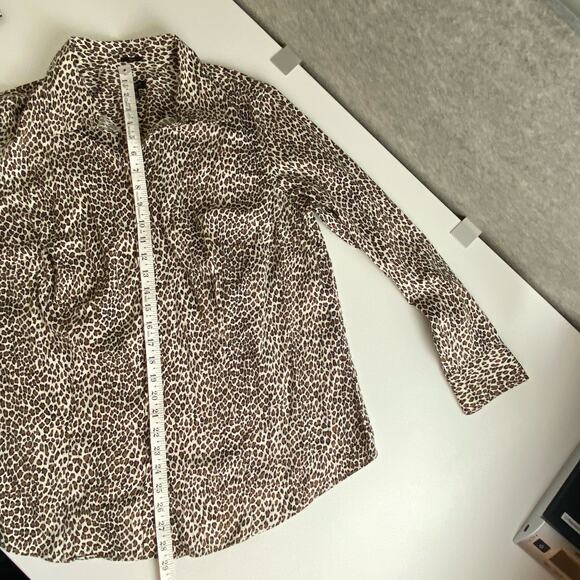 Talbots Women's Size 16W Long Sleeve Button Front Shirt Blouse Cat Animal Print - Picture 5 of 9